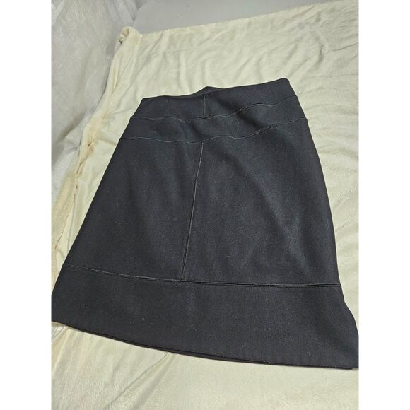 Harve Bernard Women's Wool LIned skirt, Black,‎ zipper & button closure, size 12 - Picture 3 of 7